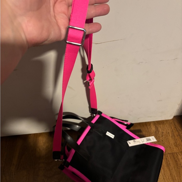 NWT Marc Jacobs Pink Trim Black Tote Bag - Picture 5 of 8